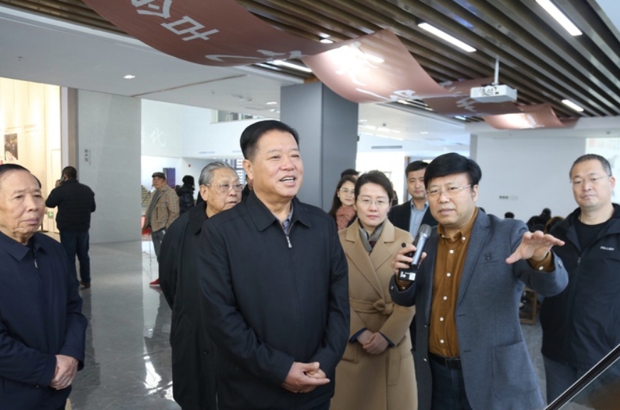 山东画院践行“两创”方针十年成果展开幕